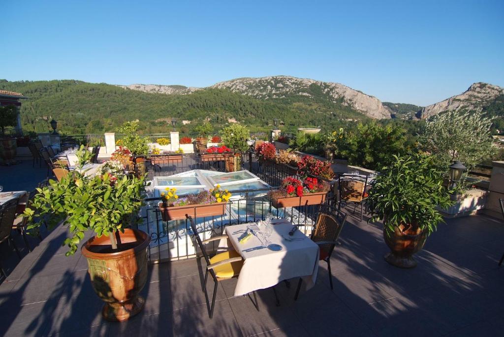 Logis Hotel La Porte des Cévennes Anduze Esterno foto