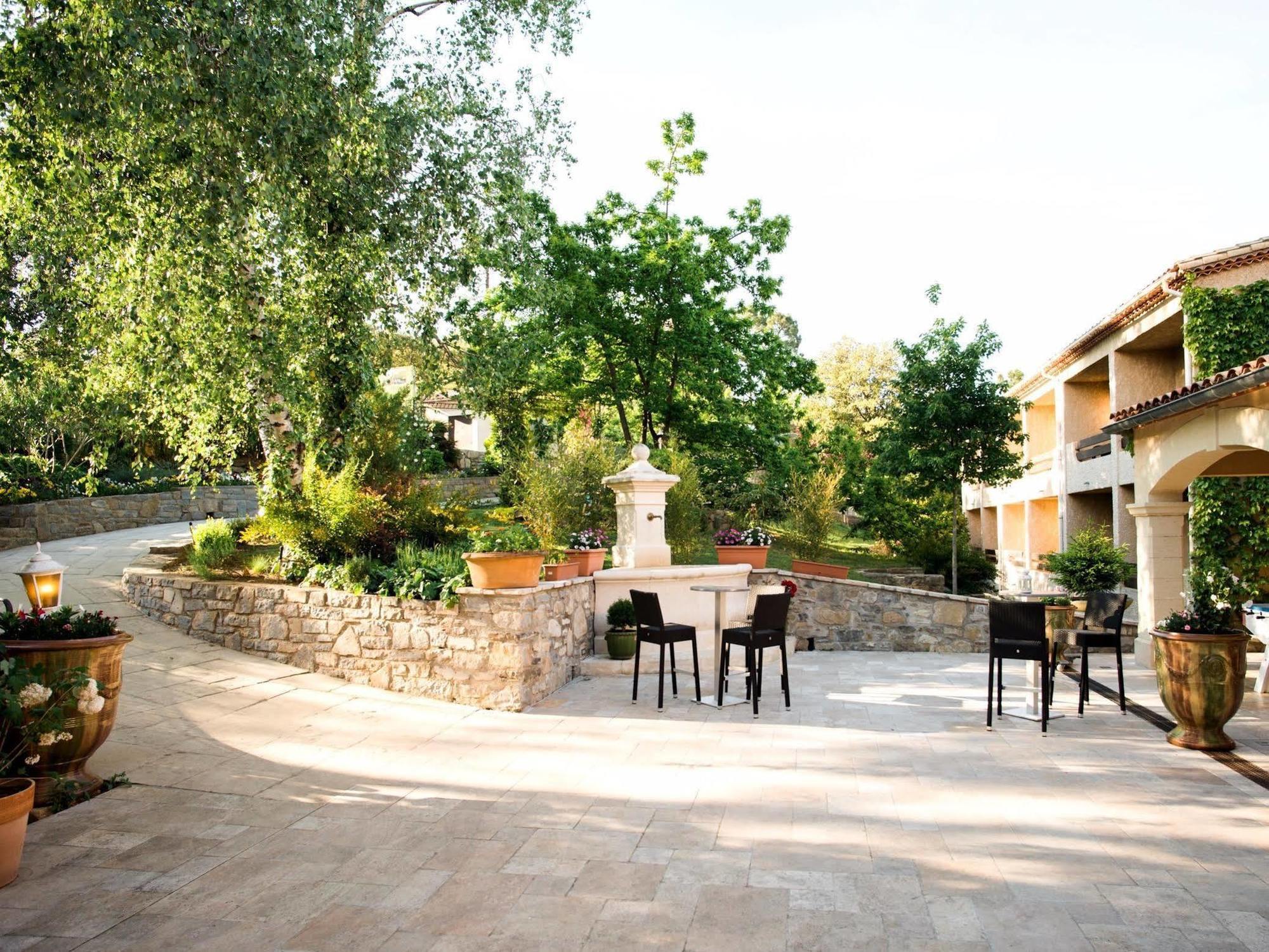 Logis Hotel La Porte des Cévennes Anduze Esterno foto
